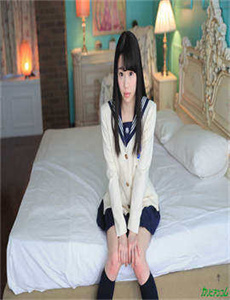 宝宝握住它,激烈的打扑克的视频